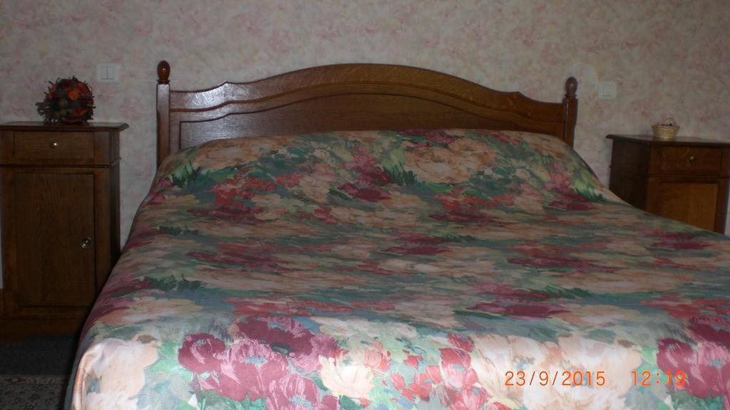 Auberge De L'Atre Quarre-les-Tombes ห้อง รูปภาพ